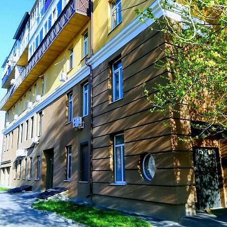 Апартаменты Левада Апартаменти Левада Apartments Levada ハルキウ エクステリア 写真