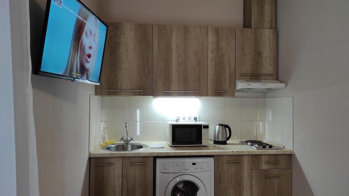 Апартаменты Левада Апартаменти Левада Apartments Levada ハルキウ エクステリア 写真
